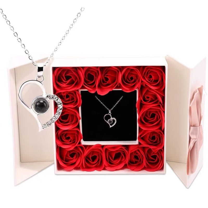 I love you in 100 languages projection necklace
