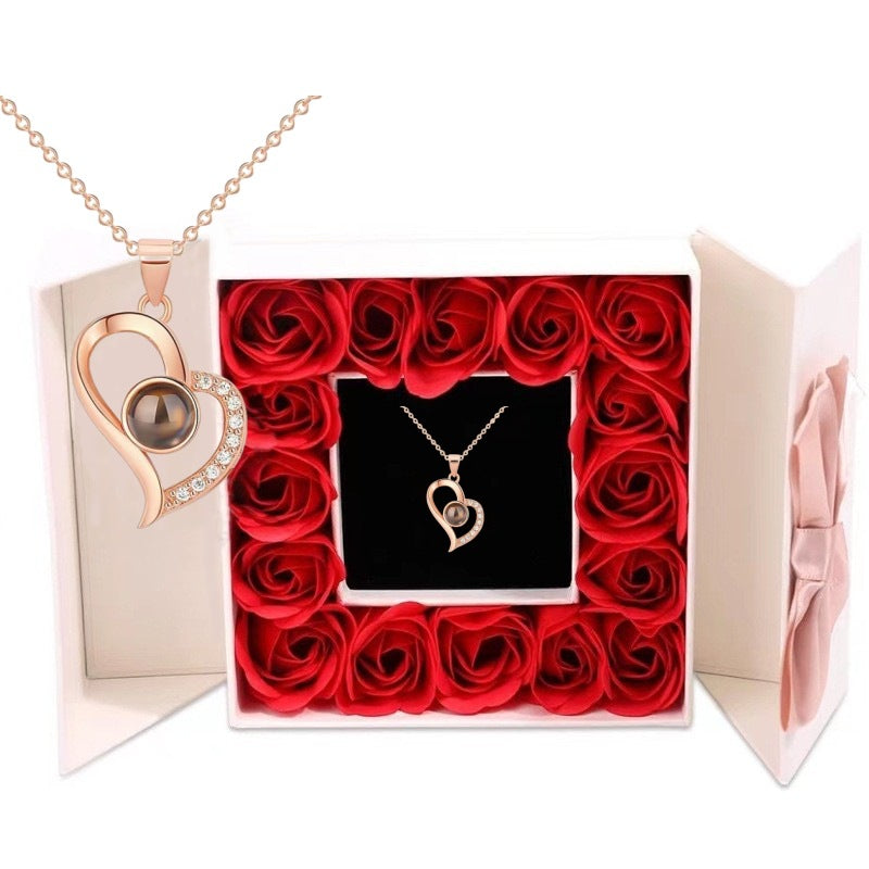 I love you in 100 languages projection necklace